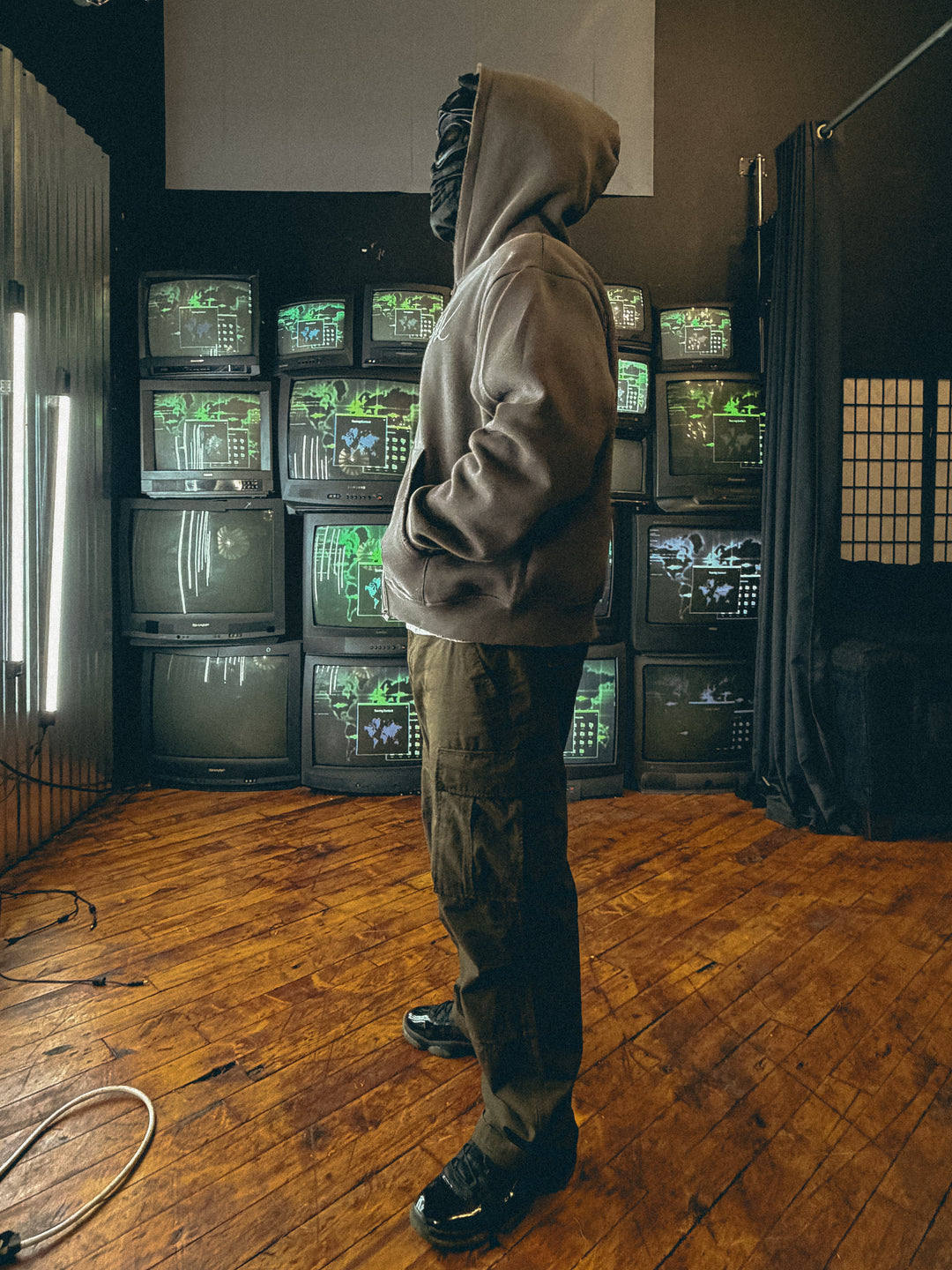 No. 03 Zip Up